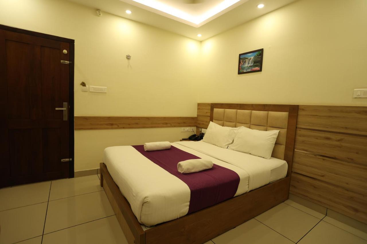 Balaji Regency Kanhangad Kannangad Экстерьер фото